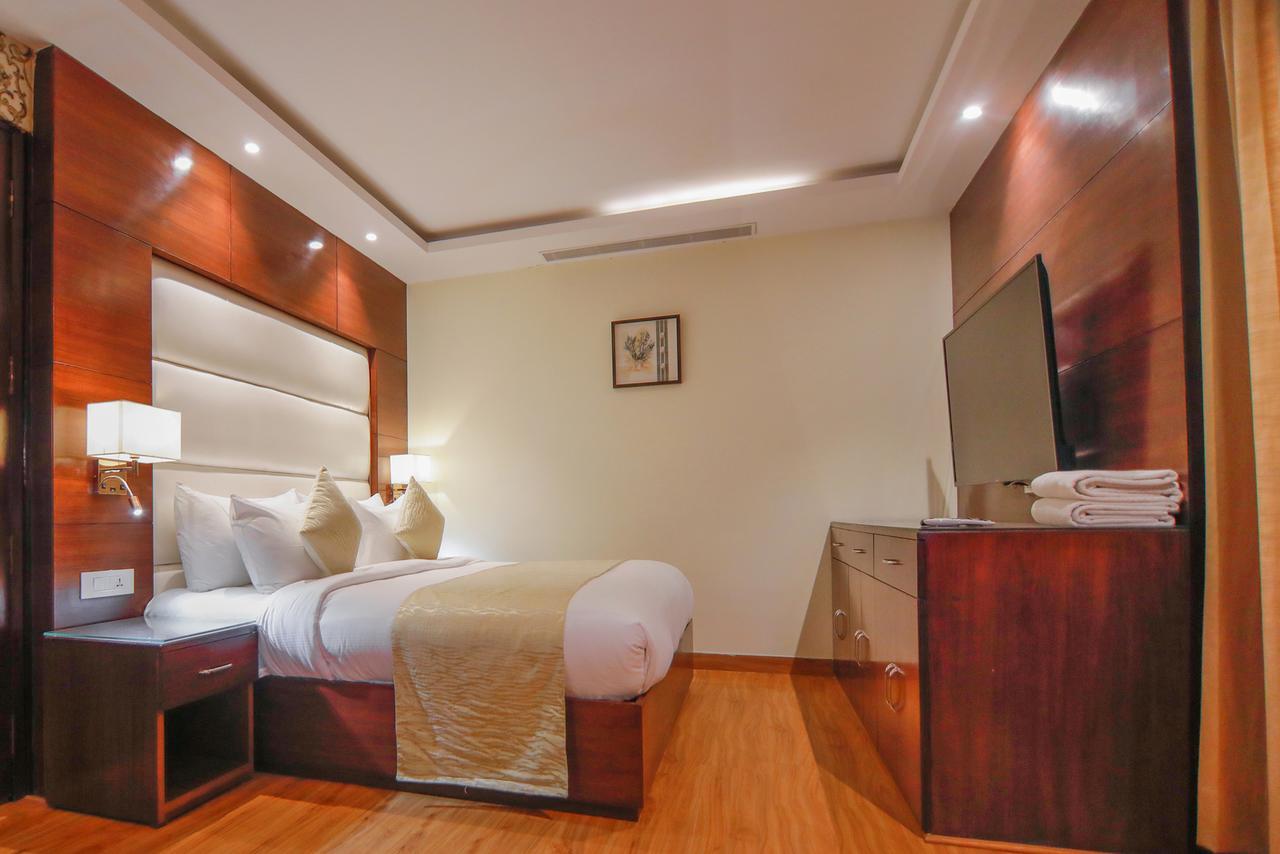 Hotel The Grand Parisian Delhi Zewnętrze zdjęcie
