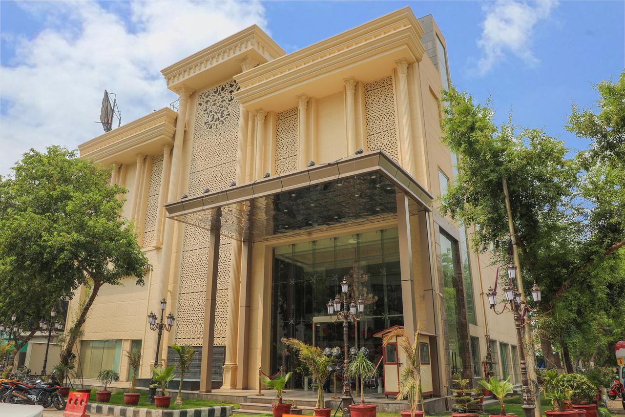 Hotel The Grand Parisian Delhi Zewnętrze zdjęcie