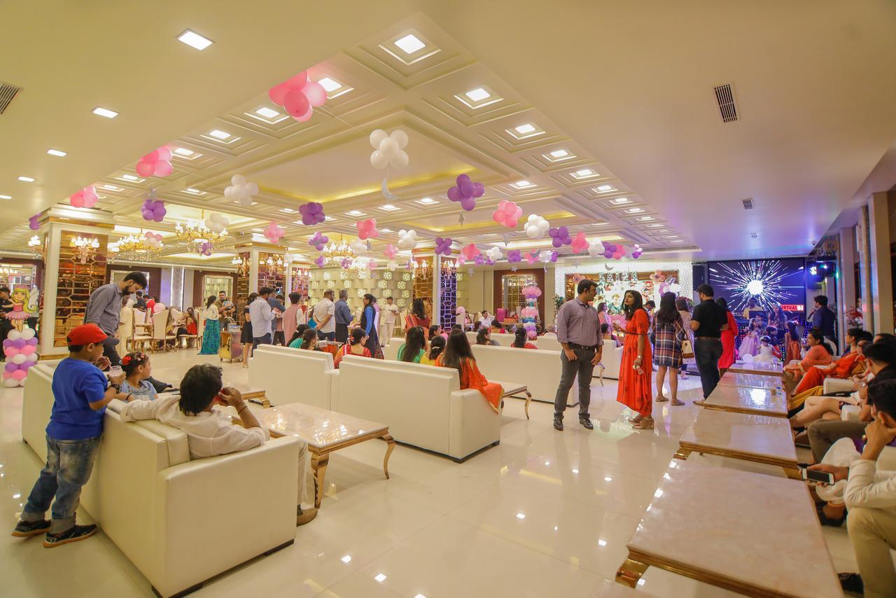 Hotel The Grand Parisian Delhi Zewnętrze zdjęcie