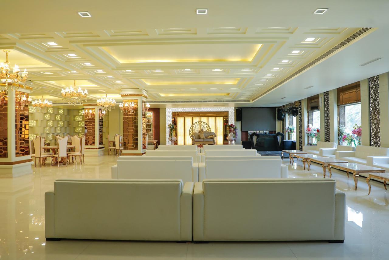 Hotel The Grand Parisian Delhi Zewnętrze zdjęcie