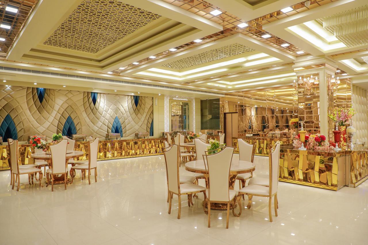 Hotel The Grand Parisian Delhi Zewnętrze zdjęcie