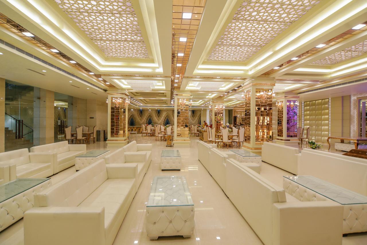 Hotel The Grand Parisian Delhi Zewnętrze zdjęcie