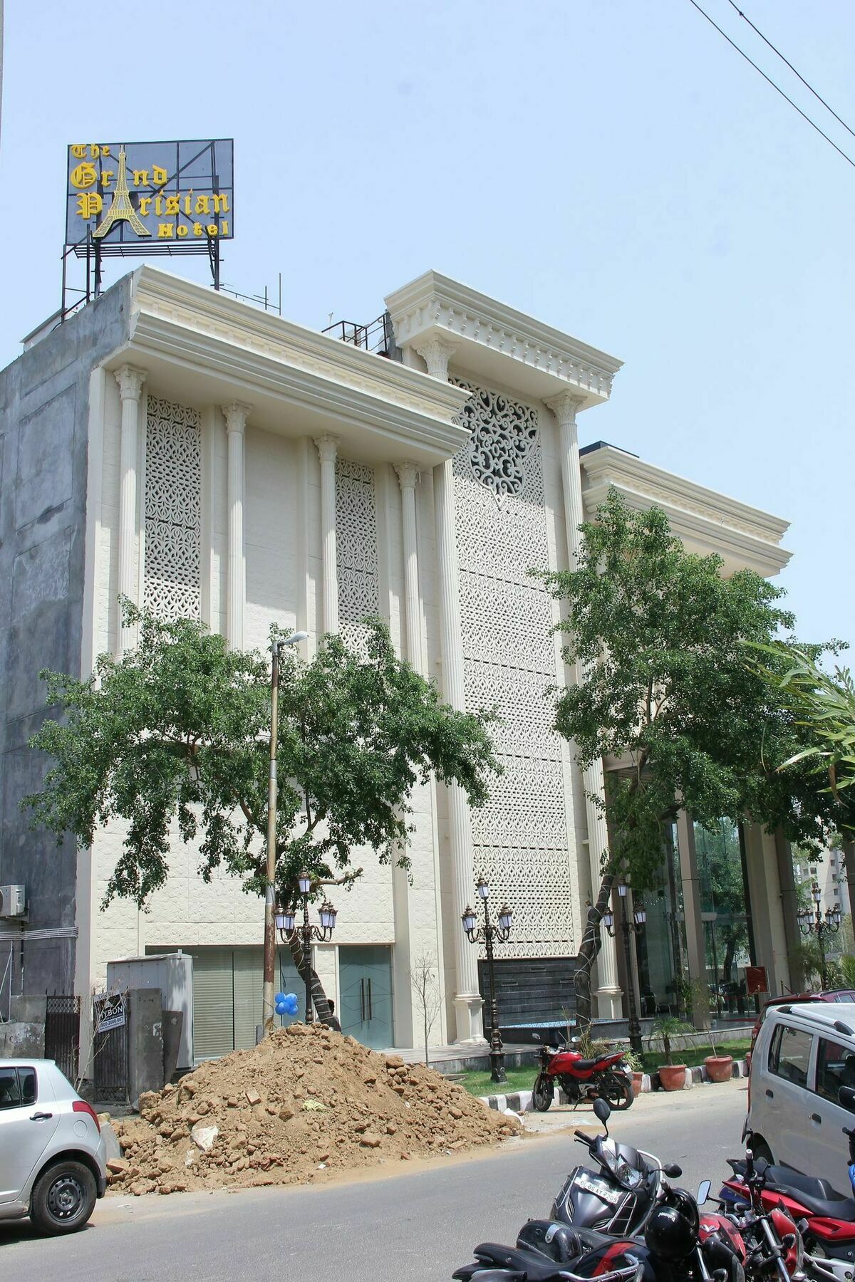 Hotel The Grand Parisian Delhi Zewnętrze zdjęcie